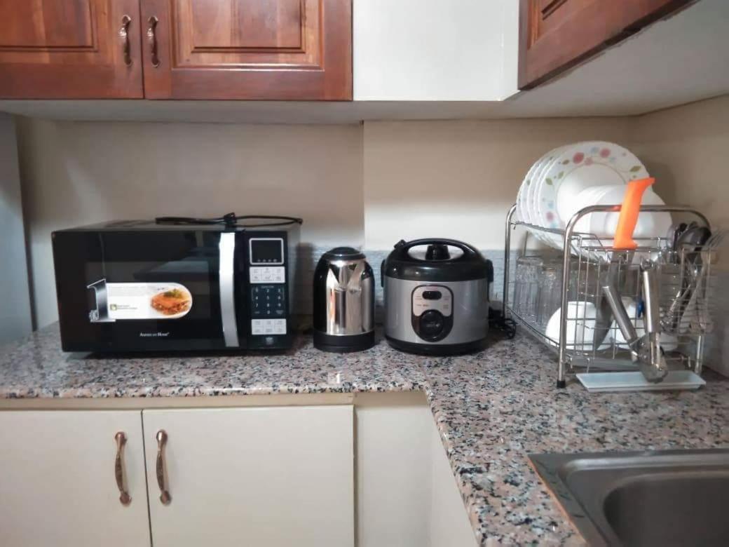 Affordable 2 Bedroom 2 Ba W/ Skycable, Netflix, & Amazon Prime مانيلا المظهر الخارجي الصورة